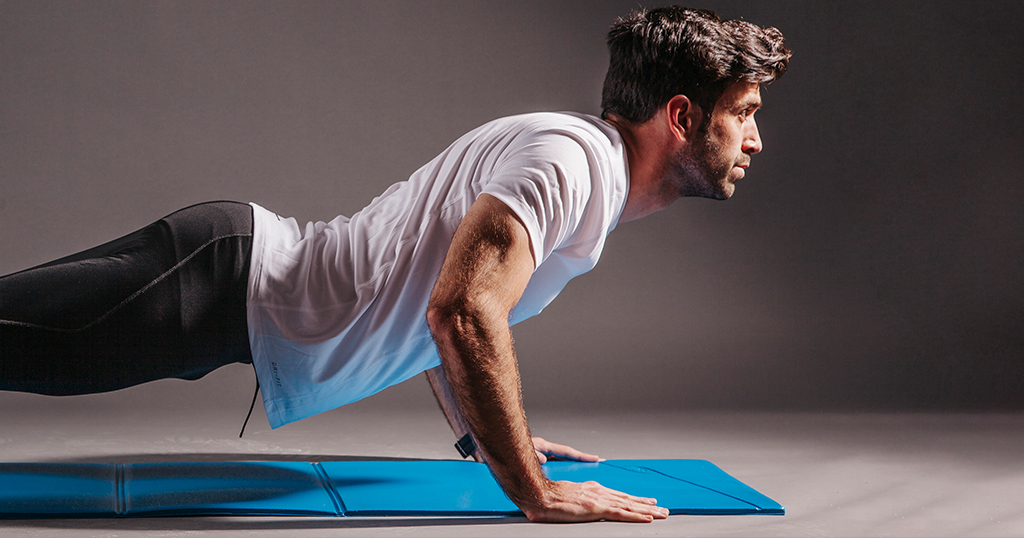 INFLUENCIA DE LA FRECUENCIA DE ENTRENAMIENTO EN LA GANANCIA DE FUERZA EN SUJETOS NO ENTRENADOS